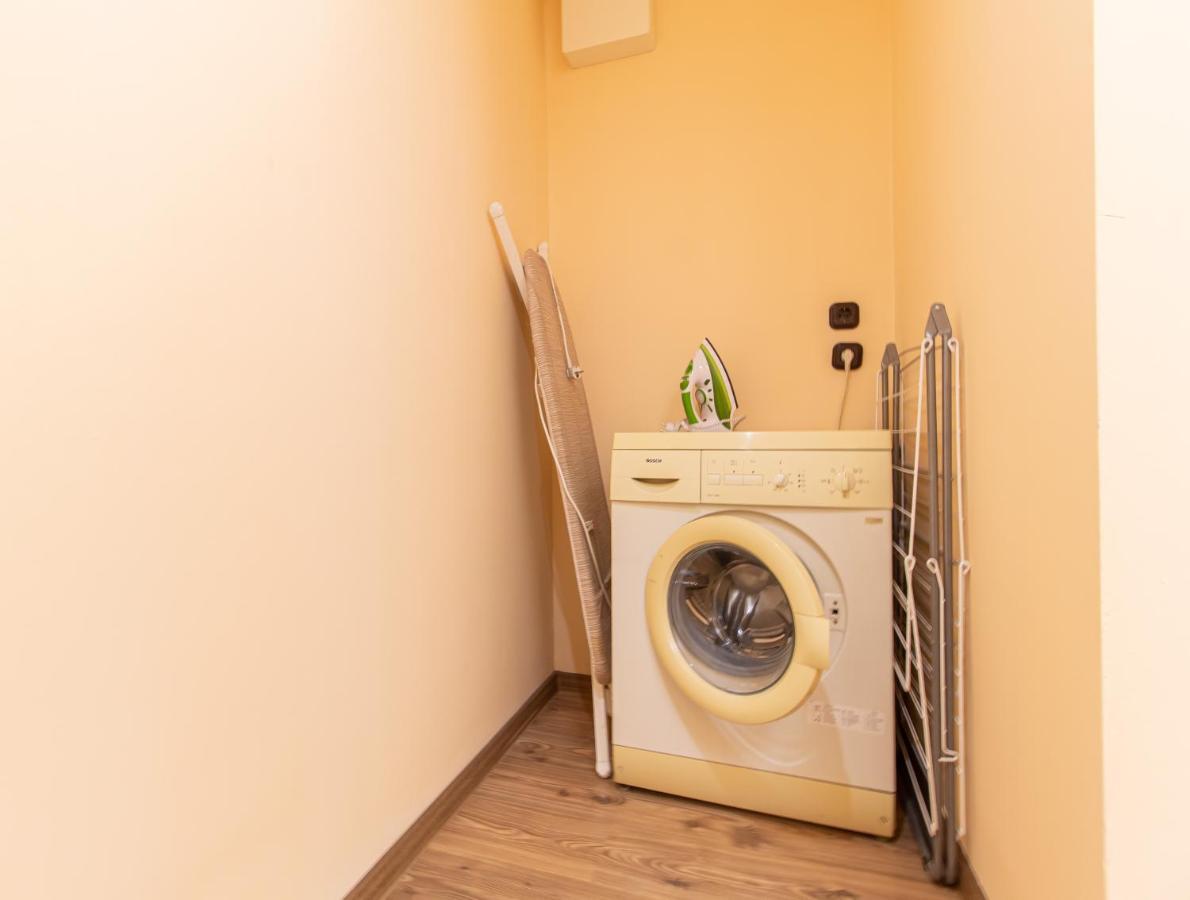 Deli Terasz B Apartman Free Parking, Self-Check-In Anytime Győr Exterior foto